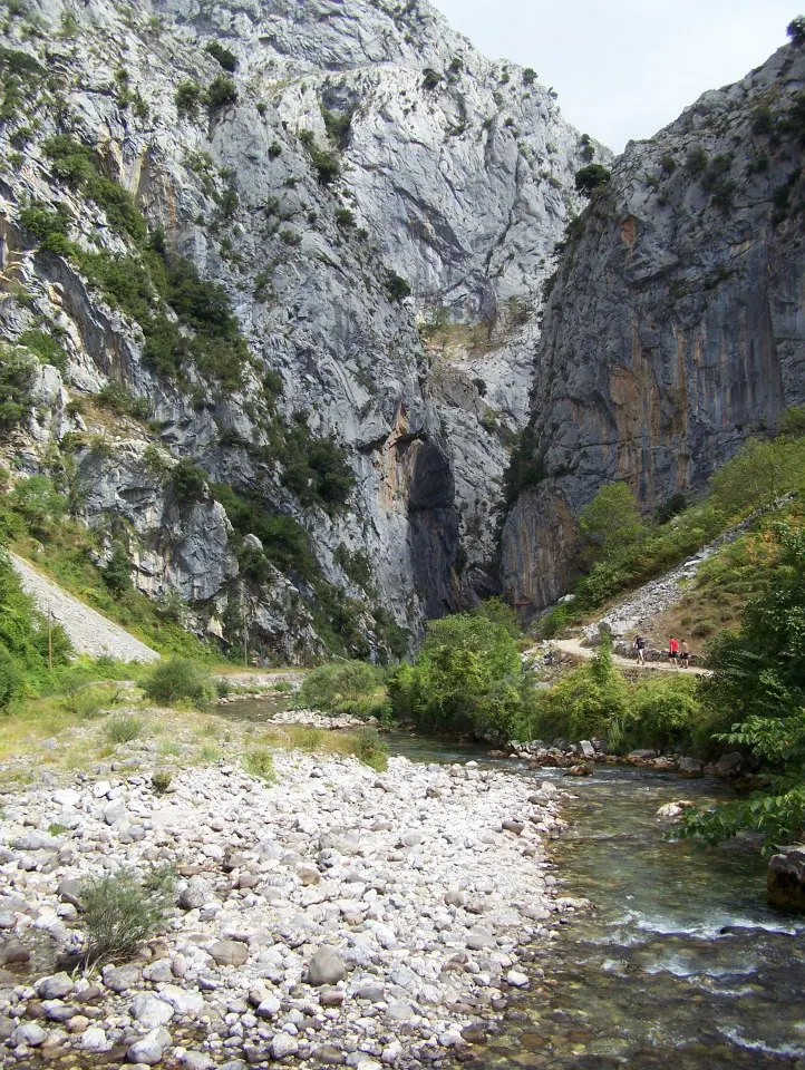 Ruta del Cares en Caín León